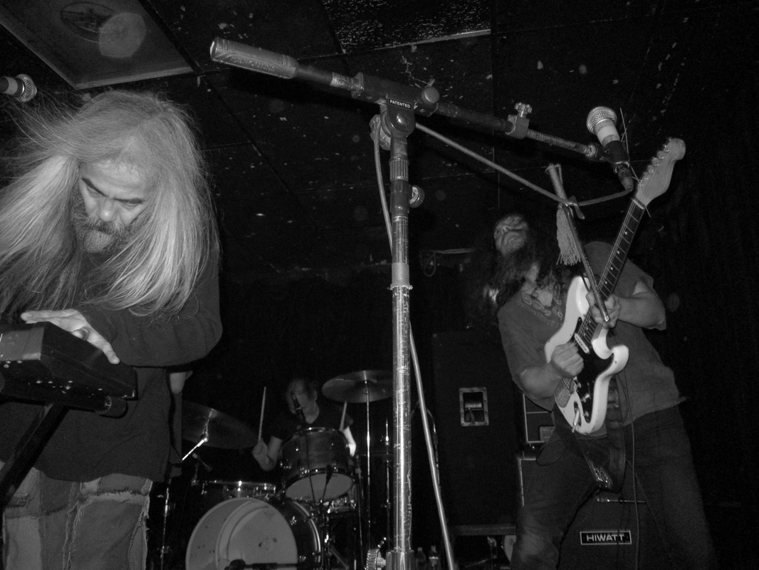 AcidMothersTemple_Apr10_2013_TomMurphy_web