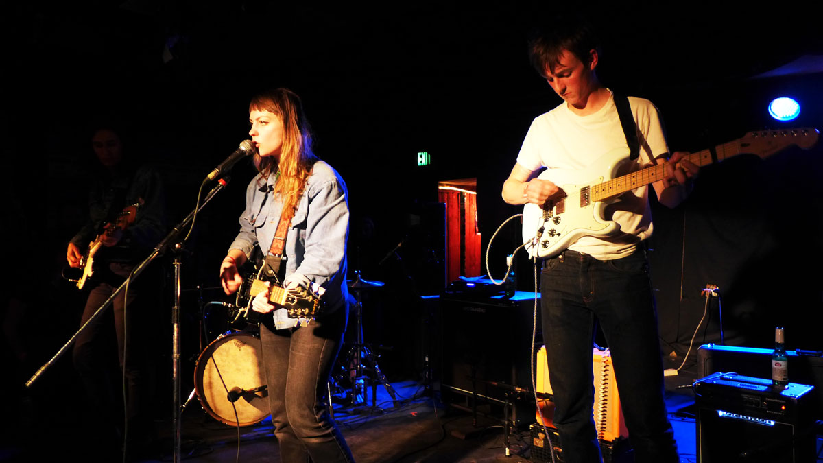 AngelOlsen_Mar10_2014_TomMurphy