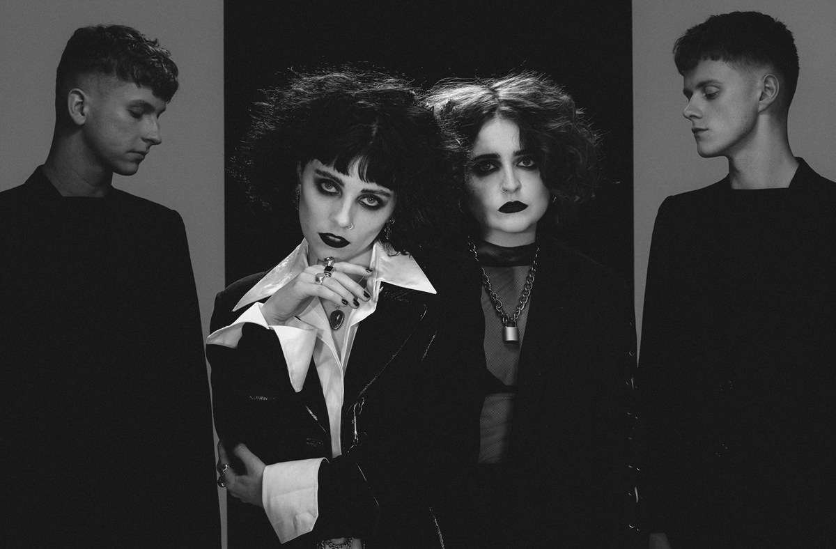 PaleWaves_BrianGriffin