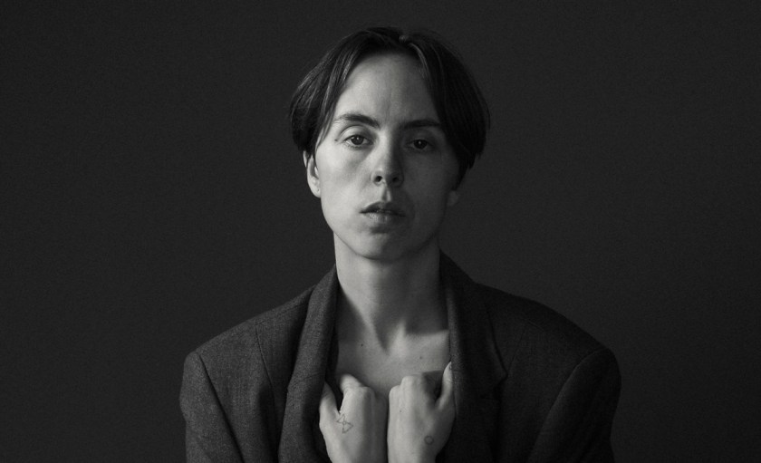 HandHabits_JacobBoll1