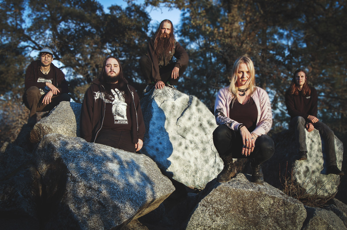 2_Chrch_111_HannahStone_1_