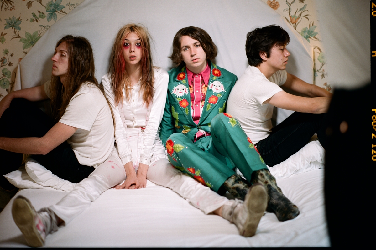 Starcrawler_Autumn_de_Wilde