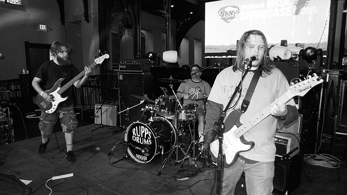 TheVanillaMilkshakes_Jun20_2015_TomMurphy